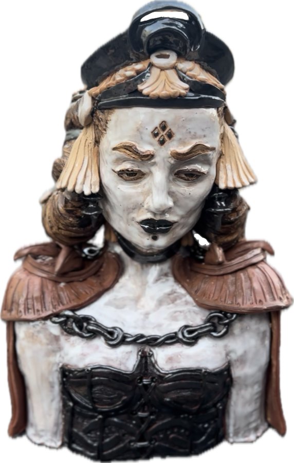 Keramikskulptur Thekla mit schwarzem Korsett und Kette